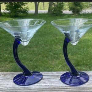 Set of 2 vintage Libbey Bravura Fundamentals Cobalt Stem Swerve Martini Glasses